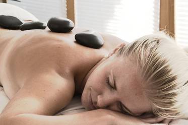 Massagen und Anwendungen im Molzbachhof Massagen und Anwendungen im Molzbachhof