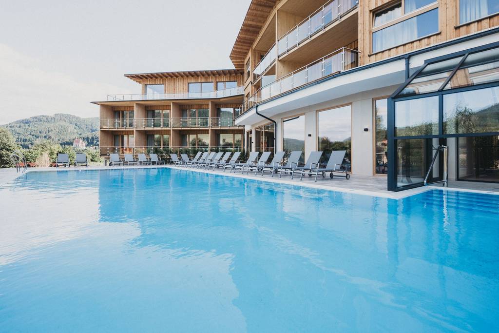 Pool und Wellnessbereich im Molzbachhof